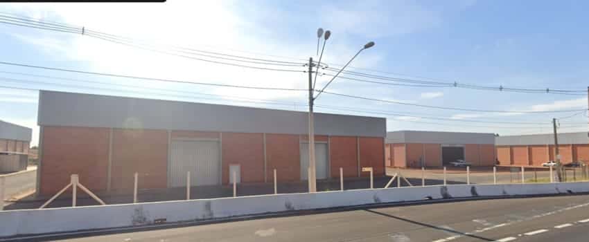 Galpão em condomínio em Botucatu/SP