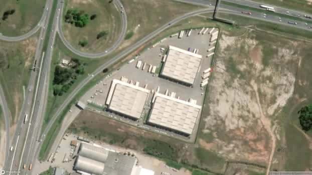 Galpão em condomínio em Curitiba/PR