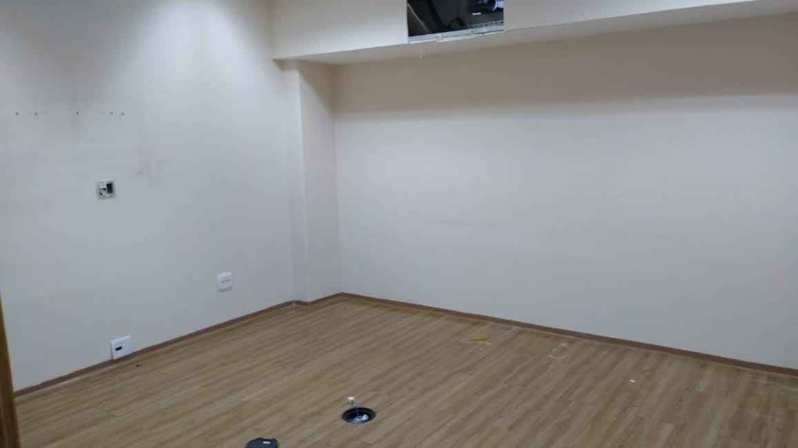 Imagem 28 - 71015758