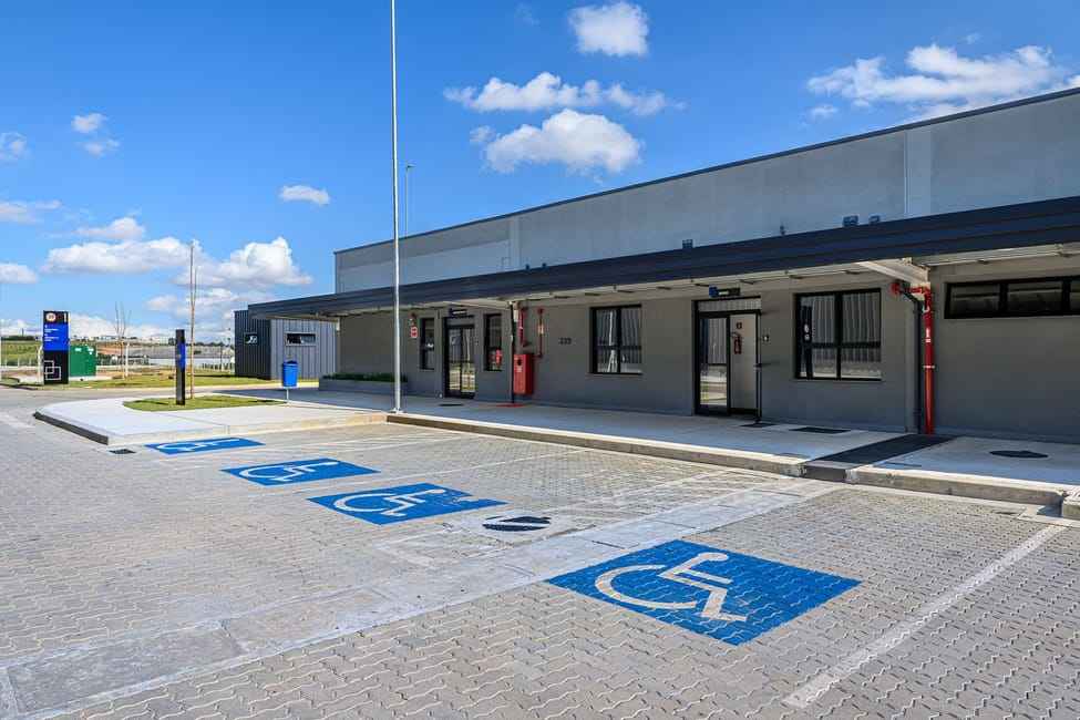 Imagem 24 - 74059859